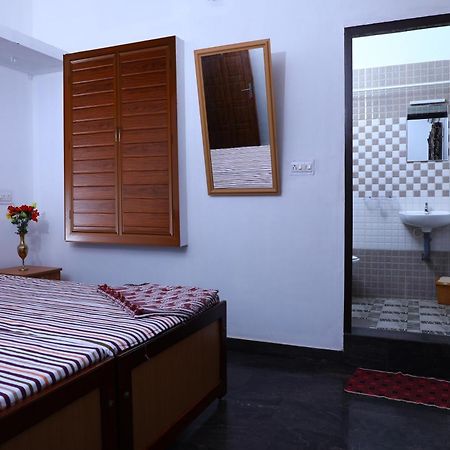 Cbr Ayurhealth Appartement Kannur Kamer foto