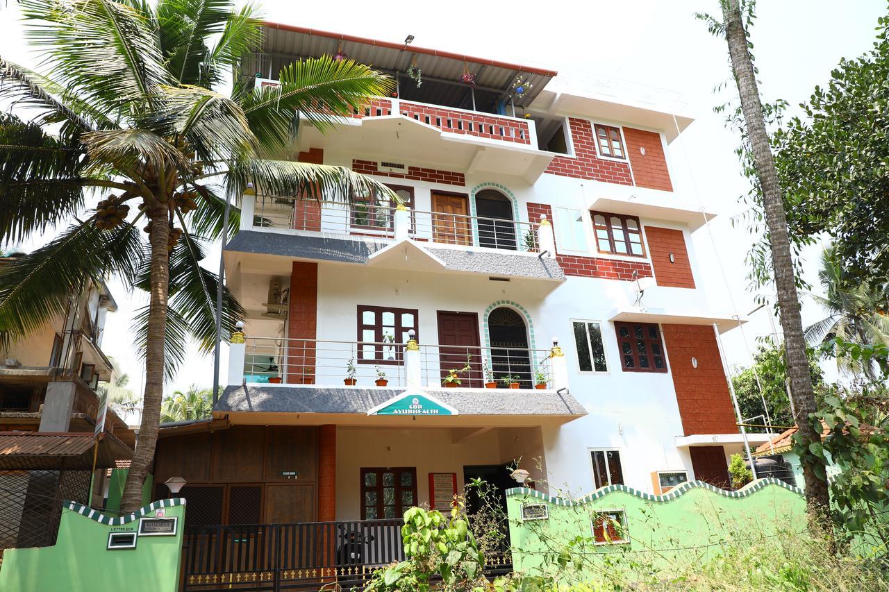 Cbr Ayurhealth Appartement Kannur Buitenkant foto