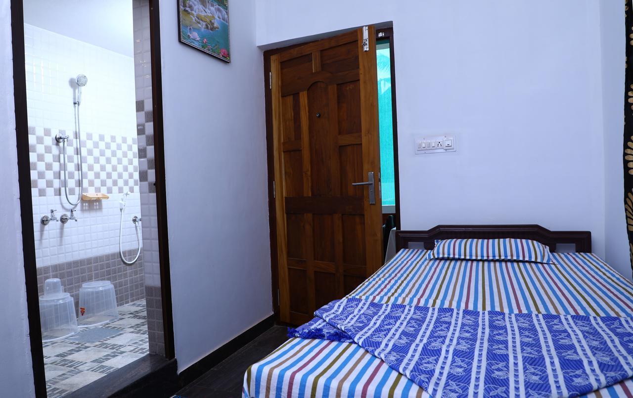 Cbr Ayurhealth Appartement Kannur Buitenkant foto