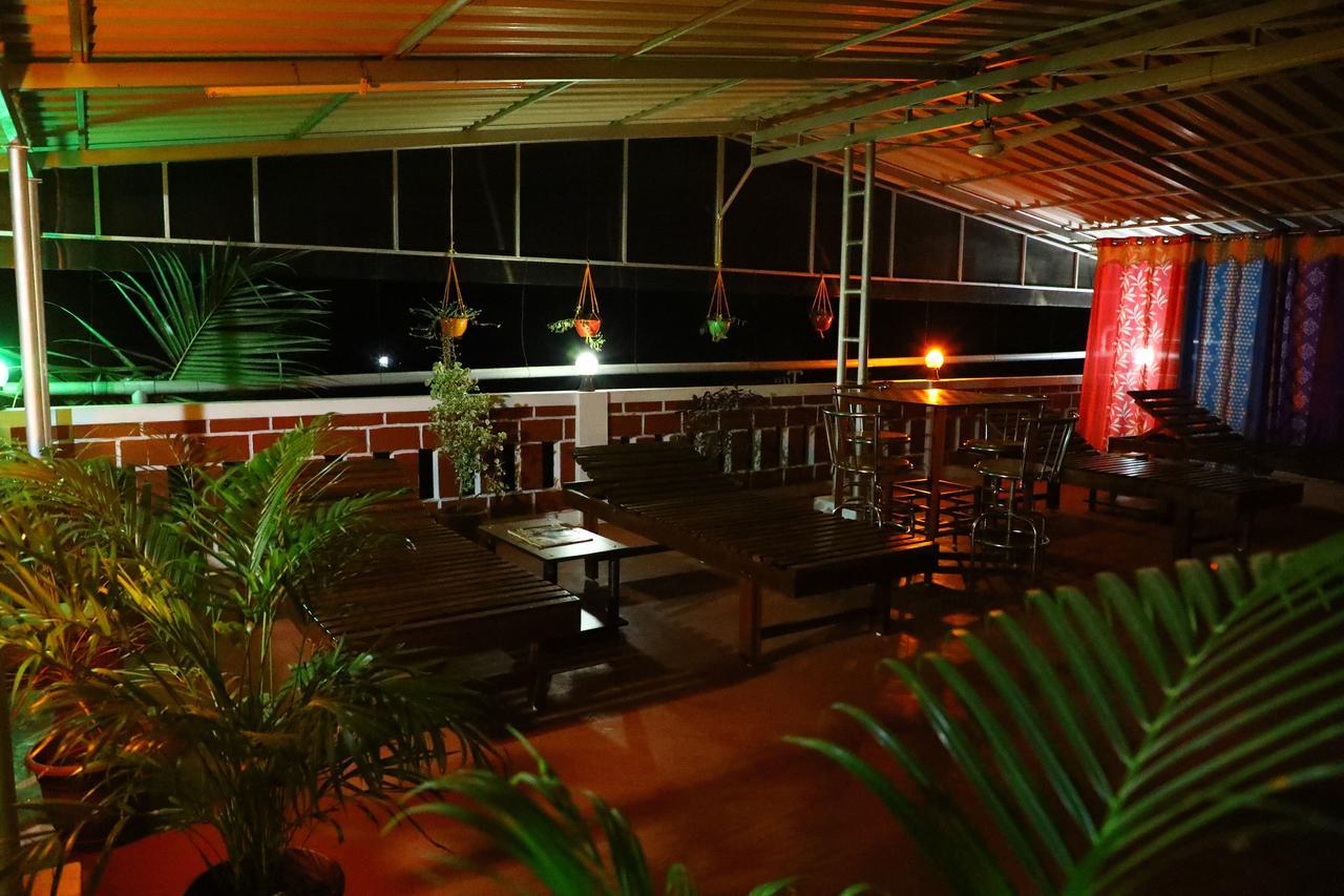 Cbr Ayurhealth Appartement Kannur Buitenkant foto
